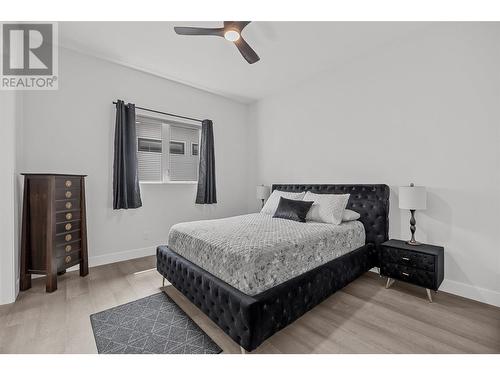 3569 Sagehill Court, Kelowna, BC - Indoor Photo Showing Bedroom