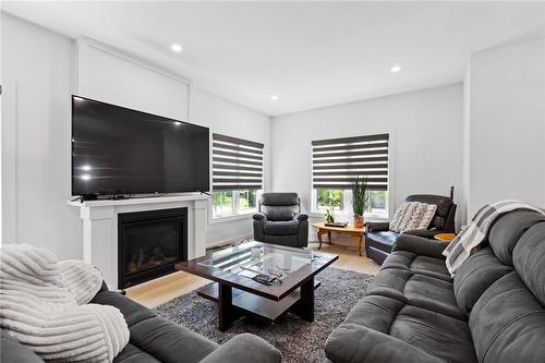 324 Thornwood Avenue, Fort Erie, ON - Indoor Photo Showing Living Room With Fireplace