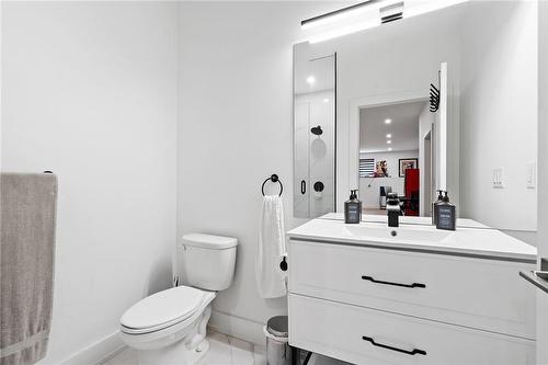 324 Thornwood Avenue, Fort Erie, ON - Indoor Photo Showing Bathroom