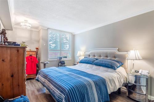 5280 Lakeshore Road|Unit #102, Burlington, ON - Indoor Photo Showing Bedroom