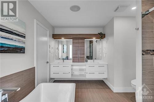 231 Daniel Avenue, Ottawa, ON - Indoor Photo Showing Bathroom