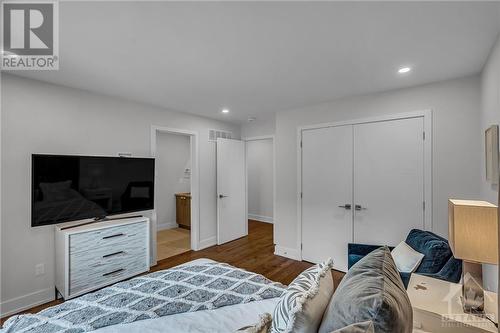 231 Daniel Avenue, Ottawa, ON - Indoor Photo Showing Bedroom