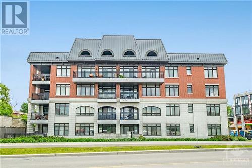 323 Winona Avenue Unit#203, Ottawa, ON - Outdoor With Balcony With Facade