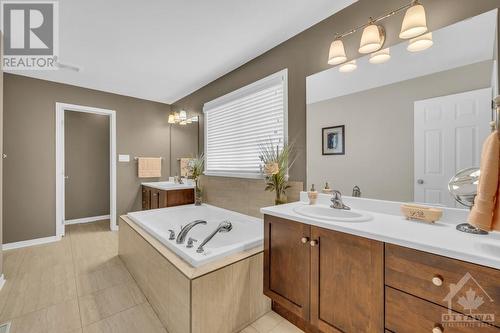 362 Shadehill Crescent, Ottawa, ON - Indoor Photo Showing Bathroom