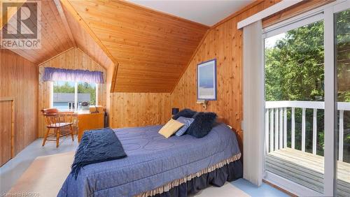 123 Pine Tree Harbour Road, Northern Bruce Peninsula, ON - Indoor Photo Showing Bedroom