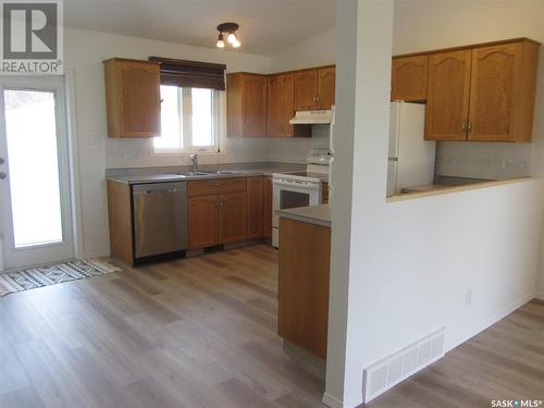 430 Scissons Crescent, Saskatoon, SK - Indoor Photo Showing Kitchen With Double Sink