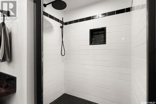 274 Trifunov Crescent, Regina, SK - Indoor Photo Showing Bathroom