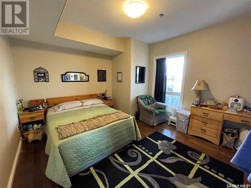 310 227 Pinehouse Drive, Saskatoon, SK - Indoor Photo Showing Bedroom