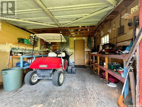 Crescent Heights Place, Martins Lake, Leask Rm No. 464, SK - Indoor Photo Showing Garage