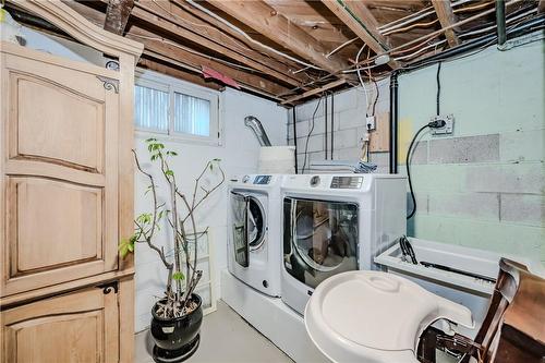 134 Stirling Street, Caledonia, ON - Indoor Photo Showing Laundry Room