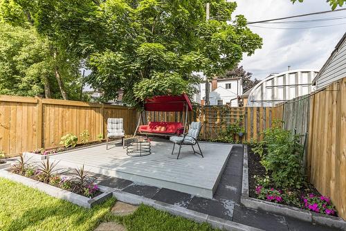 41 Huxley Avenue N, Hamilton, ON - Outdoor With Deck Patio Veranda