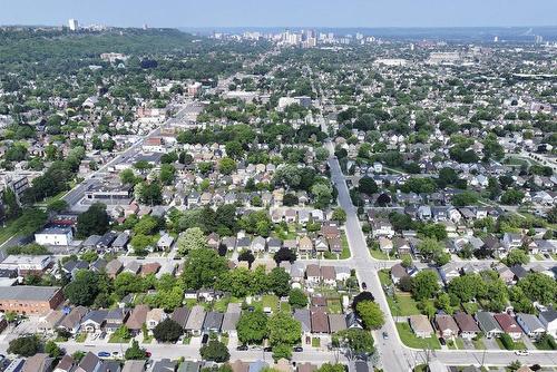 41 Huxley Avenue N, Hamilton, ON - Outdoor With View