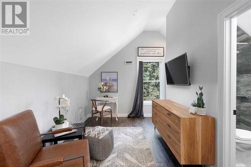 35 Mill Street, Kingsville, ON - Indoor Photo Showing Living Room