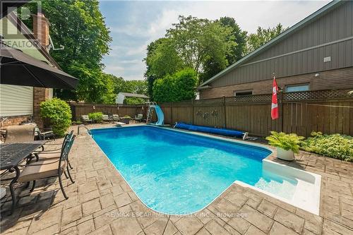 2757 Neptune Court, Niagara Falls, ON - Outdoor With In Ground Pool With Deck Patio Veranda With Backyard