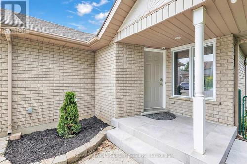 1 Boulder Crescent, Guelph, ON 