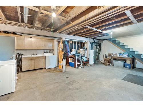 1754 Pass Creek Road, Castlegar, BC - Indoor Photo Showing Basement