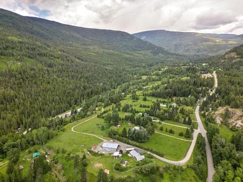 1754 Pass Creek Road, Castlegar, BC - Outdoor With View