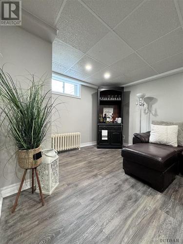 201 Crawford St, Timmins, ON - Indoor