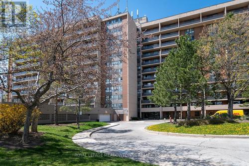 914 - 2929 Aquitaine Avenue, Mississauga, ON - Outdoor With Balcony With Facade