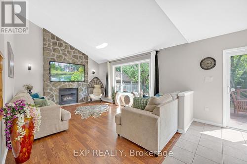 52 Hillgarden Drive, Hamilton, ON - Indoor Photo Showing Living Room With Fireplace