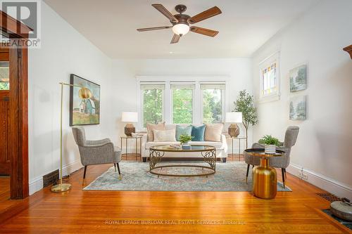 489 Aberdeen Avenue, Hamilton, ON - Indoor Photo Showing Living Room