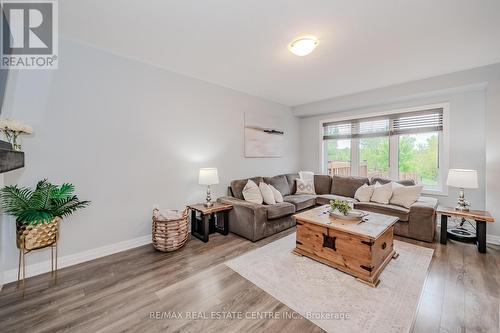 3 - 455 Guelph Avenue, Cambridge, ON - Indoor Photo Showing Living Room