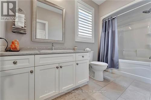 285794 Airport Road, Norwich, ON - Indoor Photo Showing Bathroom