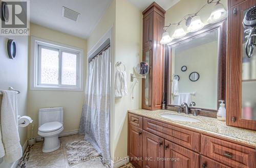 370 Keewatin Avenue, Kitchener, ON - Indoor Photo Showing Bathroom