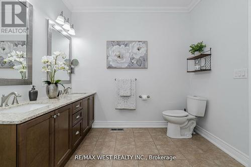 47 Bayshore Boulevard, Barrie (Bayshore), ON - Indoor Photo Showing Bathroom