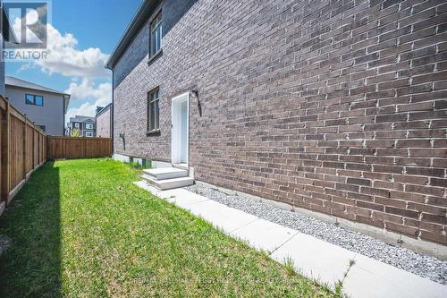 159 Franklin Trail, Barrie, ON - Outdoor