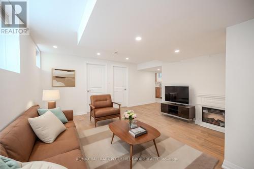 159 Franklin Trail, Barrie, ON - Indoor Photo Showing Living Room