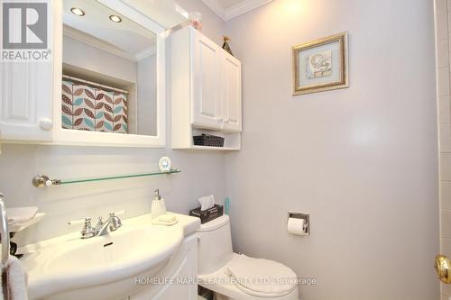 68 Baronwood Court, Brampton, ON - Indoor Photo Showing Bathroom