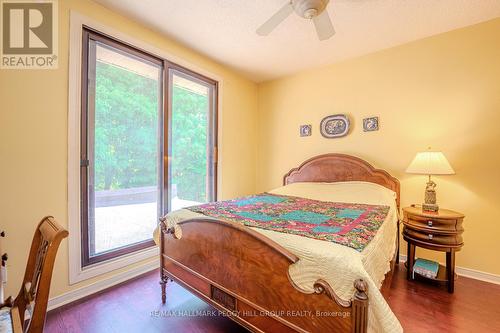 40 Regentview Drive, Brampton, ON - Indoor Photo Showing Bedroom