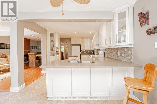 40 Regentview Drive, Brampton, ON - Indoor Photo Showing Kitchen With Double Sink
