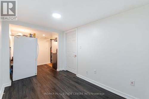 2230 Buttonbush Crescent, Mississauga, ON - Indoor Photo Showing Other Room