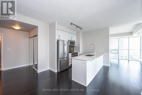 2910 - 4011 Brickstone Mews, Mississauga, ON - Indoor Photo Showing Kitchen With Upgraded Kitchen