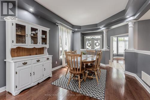 2309 Falling Green Drive, Oakville, ON - Indoor Photo Showing Dining Room