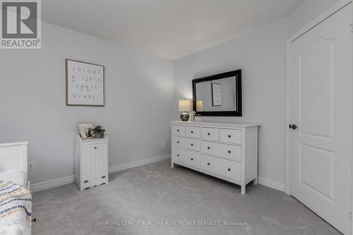 2309 Falling Green Drive, Oakville, ON - Indoor Photo Showing Bedroom