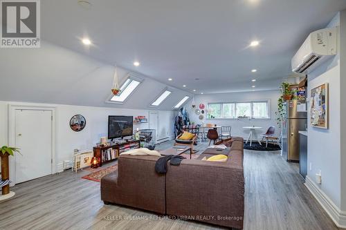 42 High Park Boulevard, Toronto, ON - Indoor