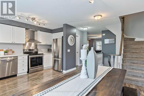 31 - 7284 Bellshire Gate, Mississauga, ON - Indoor Photo Showing Kitchen With Stainless Steel Kitchen