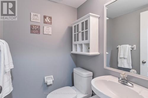 31 - 7284 Bellshire Gate, Mississauga, ON - Indoor Photo Showing Bathroom