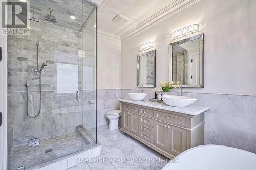 190 Maplewood Road, Mississauga (Mineola), ON - Indoor Photo Showing Bathroom