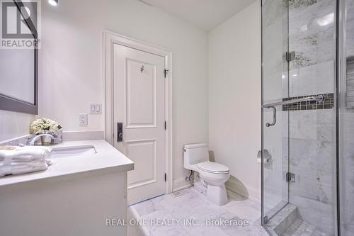 190 Maplewood Road, Mississauga (Mineola), ON - Indoor Photo Showing Bathroom