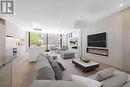 1032 West Avenue, Mississauga, ON  - Indoor Photo Showing Living Room 