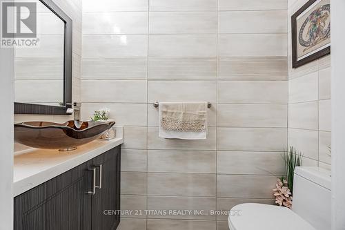 52 Blacktoft Drive, Toronto, ON - Indoor Photo Showing Bathroom