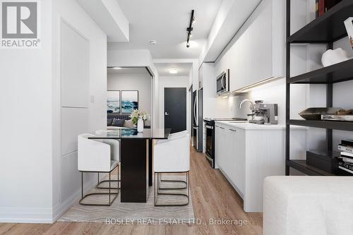 1010 - 286 Main Street, Toronto, ON - Indoor Photo Showing Kitchen