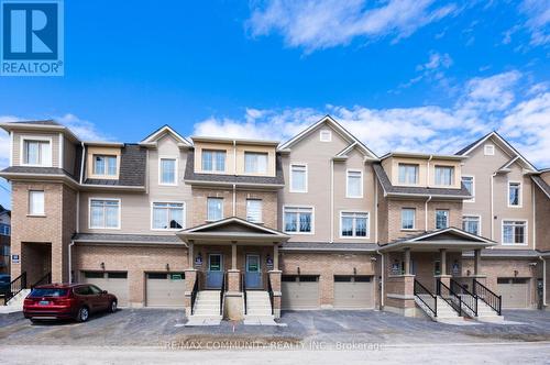 135 Senay Circle, Clarington, ON - Outdoor With Facade