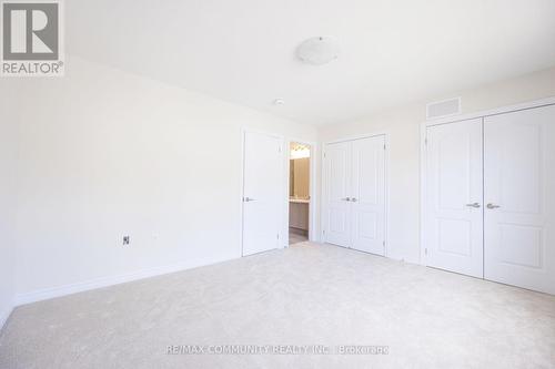 135 Senay Circle, Clarington, ON - Indoor Photo Showing Other Room