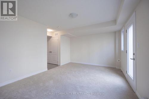 135 Senay Circle, Clarington, ON - Indoor Photo Showing Other Room