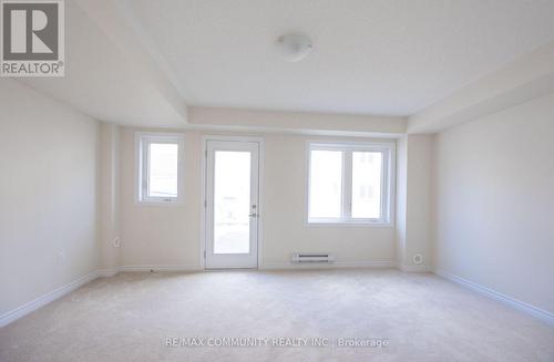 135 Senay Circle, Clarington, ON - Indoor Photo Showing Other Room